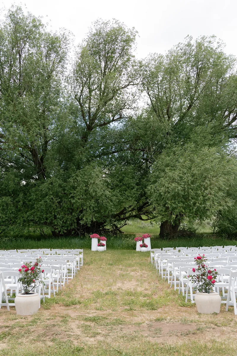 Guests celebrating at an event planned by Weddings by Gabrielle